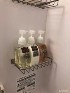 備え付けのシャンプー類