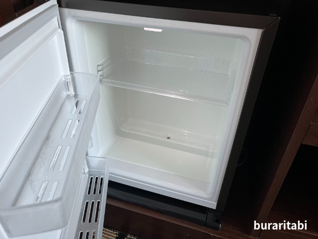 開けた冷蔵庫